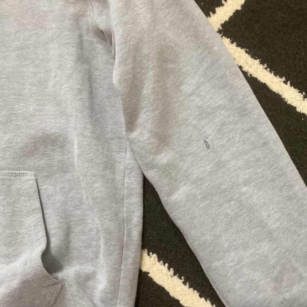 Mens Reebok Sweatshirt - Picture 2 of 2
